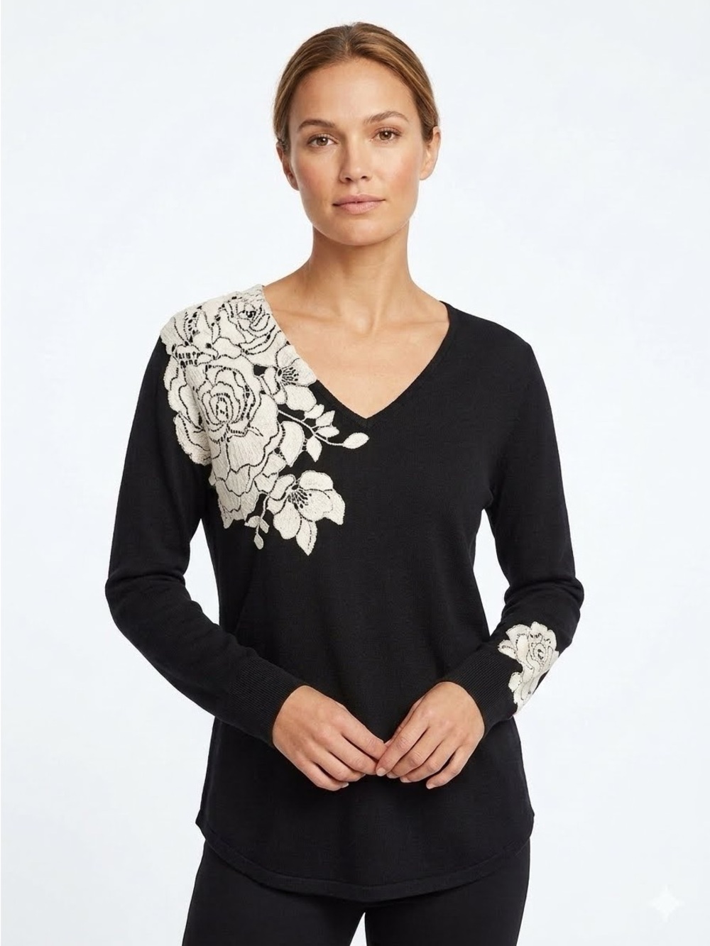 Chico's Black V-Neck Long-Sleeve Top with Cream Floral Applique